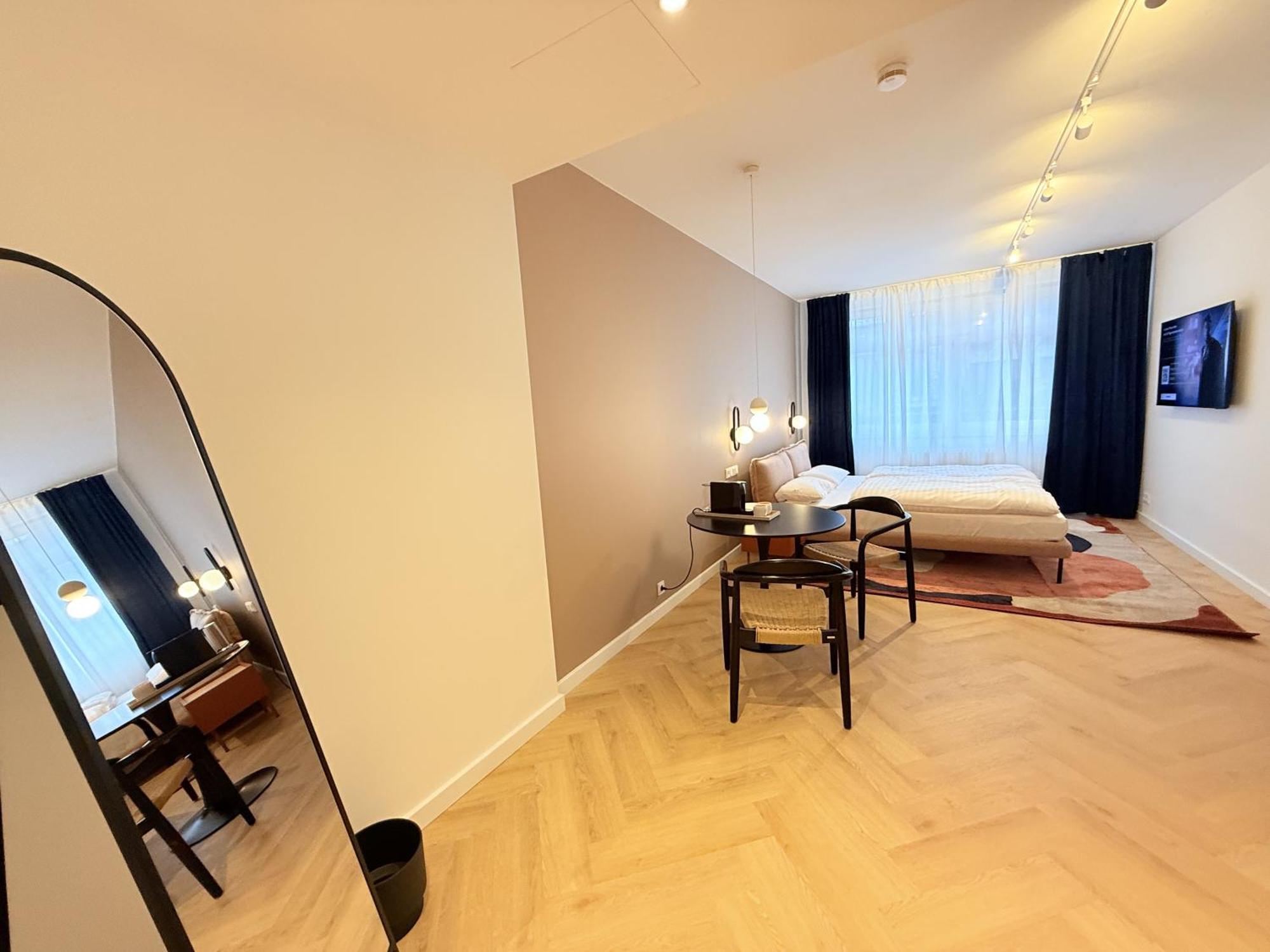 Stayzz By Homyzz - Modern Studios Alsterdorf -Winterhude- Stadtpark Хамбург Екстериор снимка