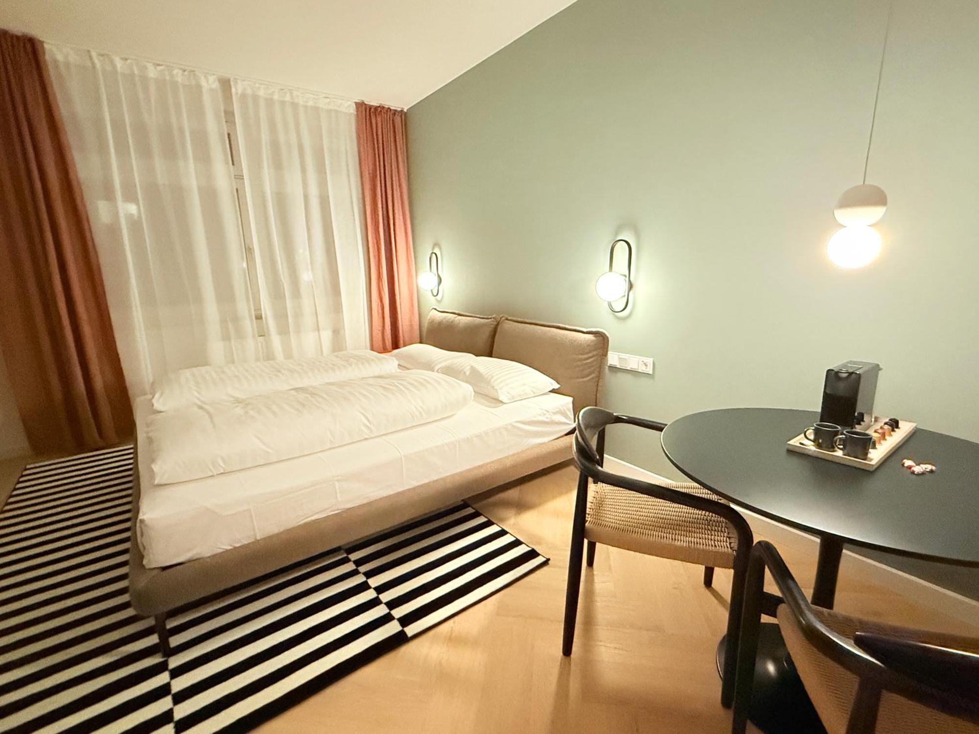 Stayzz By Homyzz - Modern Studios Alsterdorf -Winterhude- Stadtpark Хамбург Екстериор снимка