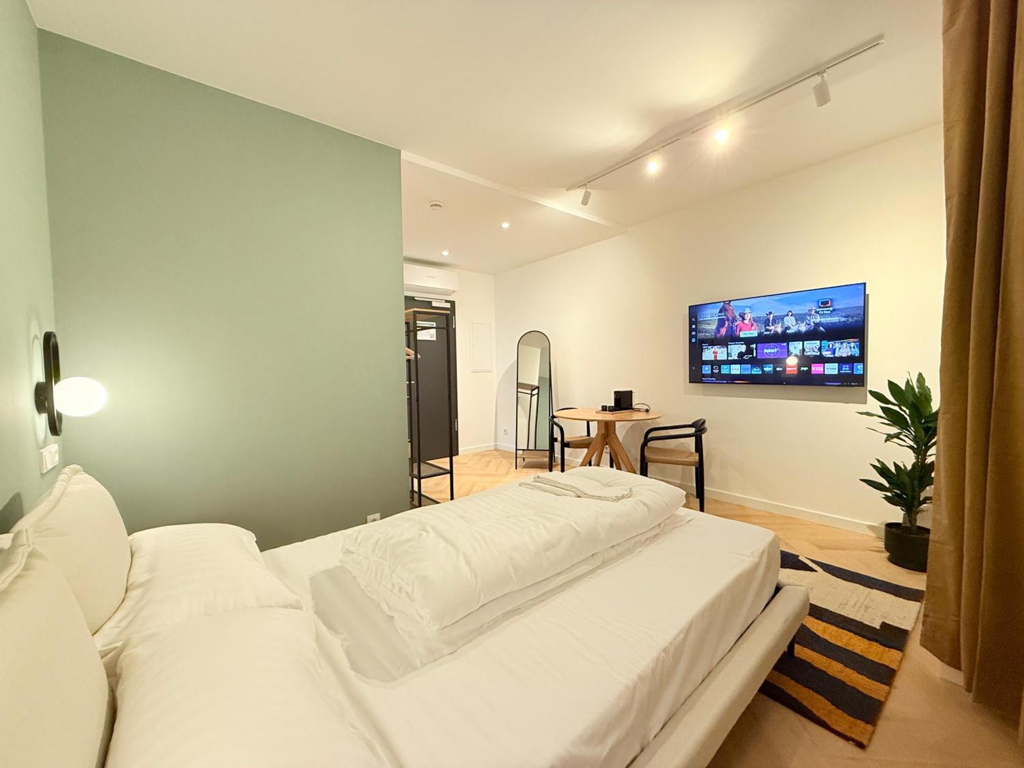 Stayzz By Homyzz - Modern Studios Alsterdorf -Winterhude- Stadtpark Хамбург Екстериор снимка