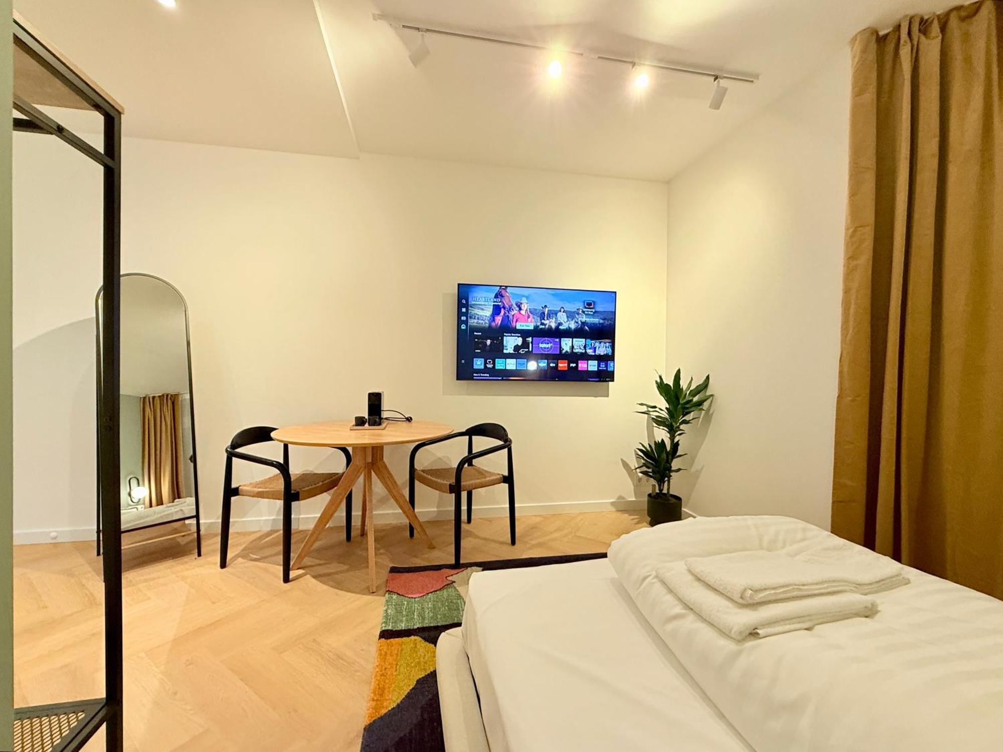 Stayzz By Homyzz - Modern Studios Alsterdorf -Winterhude- Stadtpark Хамбург Екстериор снимка