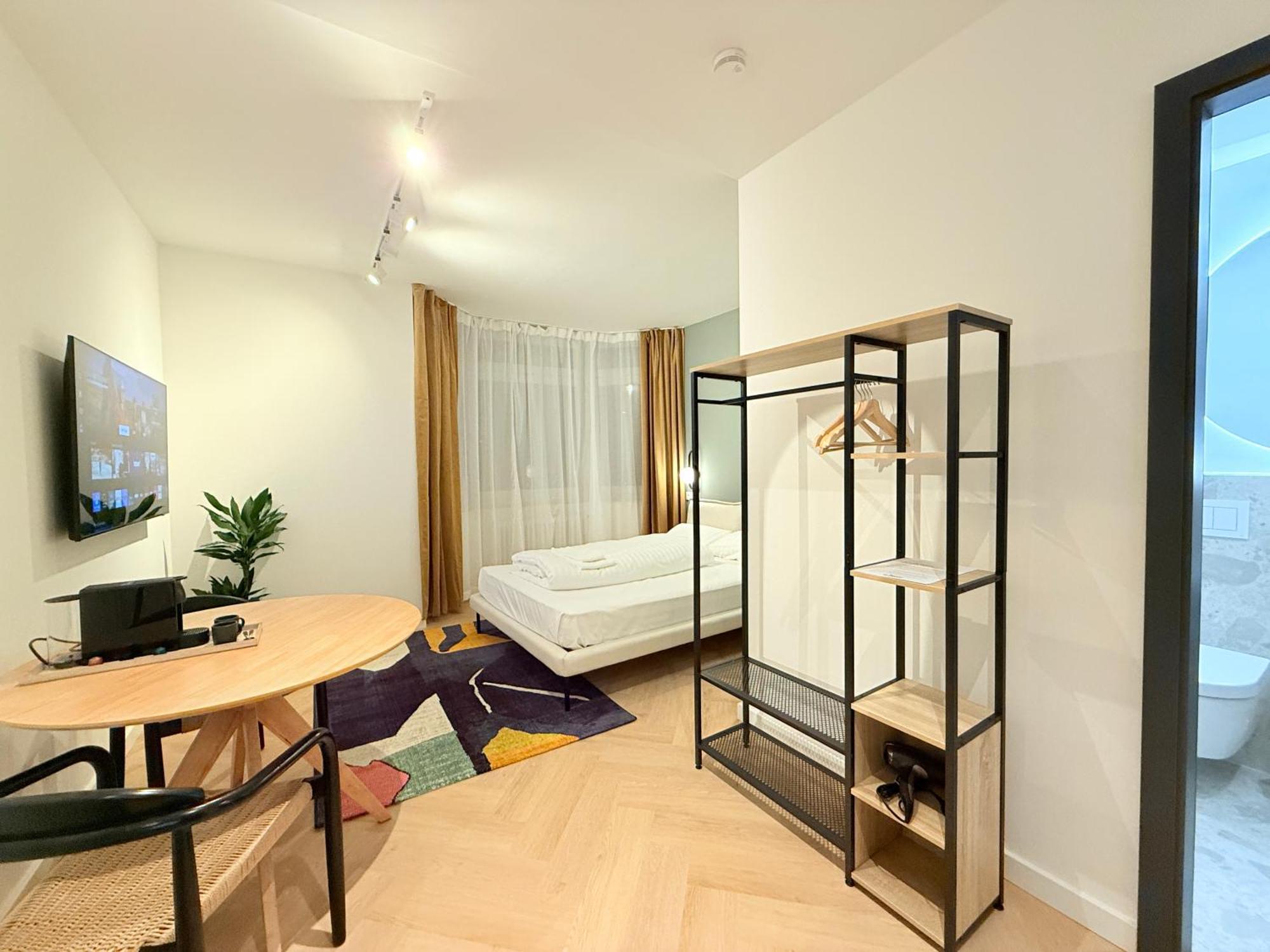 Stayzz By Homyzz - Modern Studios Alsterdorf -Winterhude- Stadtpark Хамбург Екстериор снимка