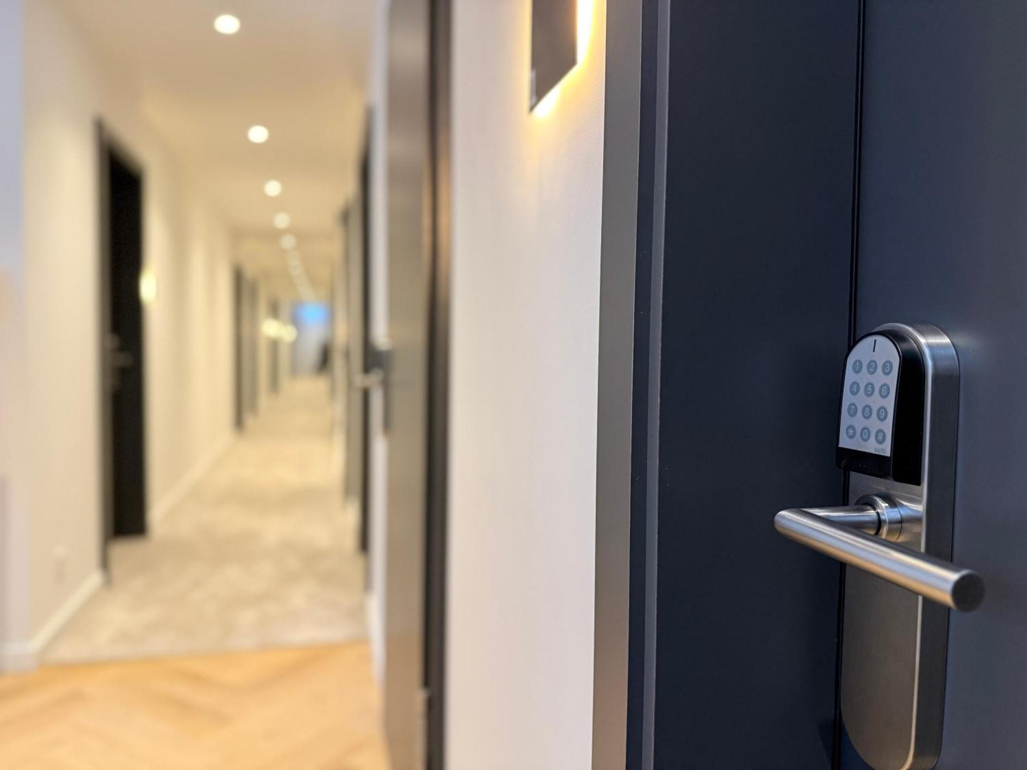 Stayzz By Homyzz - Modern Studios Alsterdorf -Winterhude- Stadtpark Хамбург Екстериор снимка